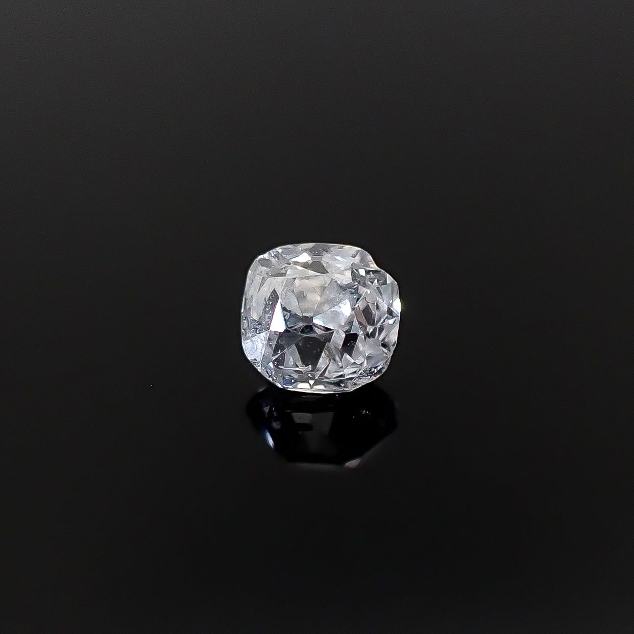 ◇オールドマインカット◇ダイヤモンド I1-SI2 | F 0.062ct / 2.3x2