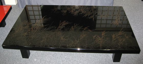 輪島塗家具・座卓 銀地葦乾漆は、落ち着いた雰囲気ながら技を堪能頂き