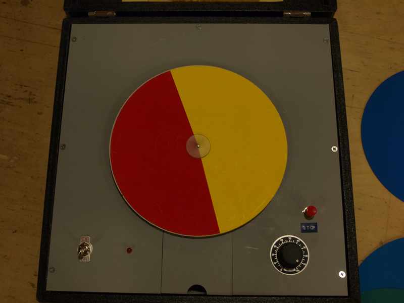 お宝発見！ 電動混色器 - 草木染めの天然色工房 tezomeya