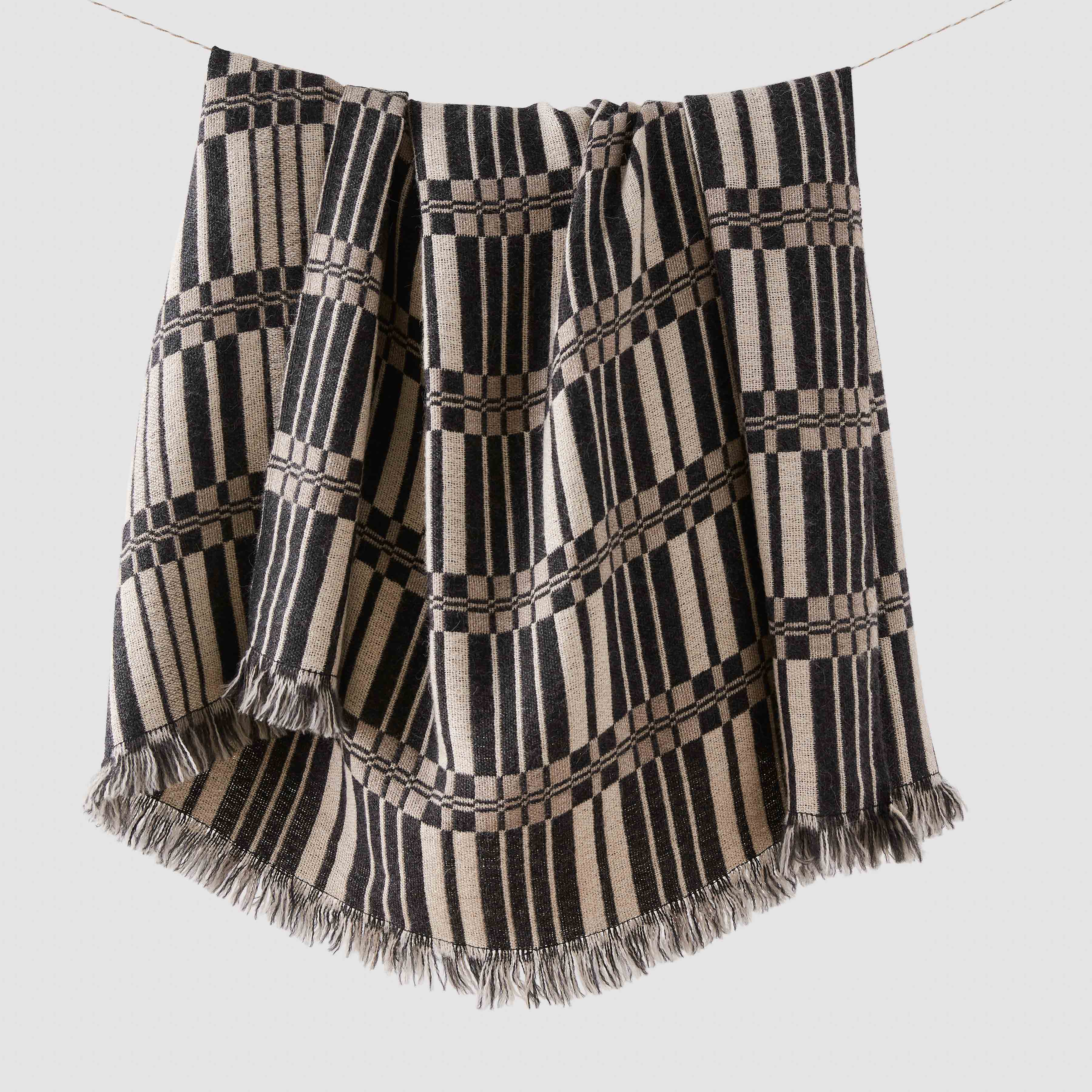 Olmo Alpaca Throw – The Citizenry