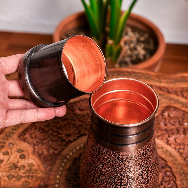 アーユルヴェーダ 高級銅製コップ付き水差し ダマスク柄が美しい