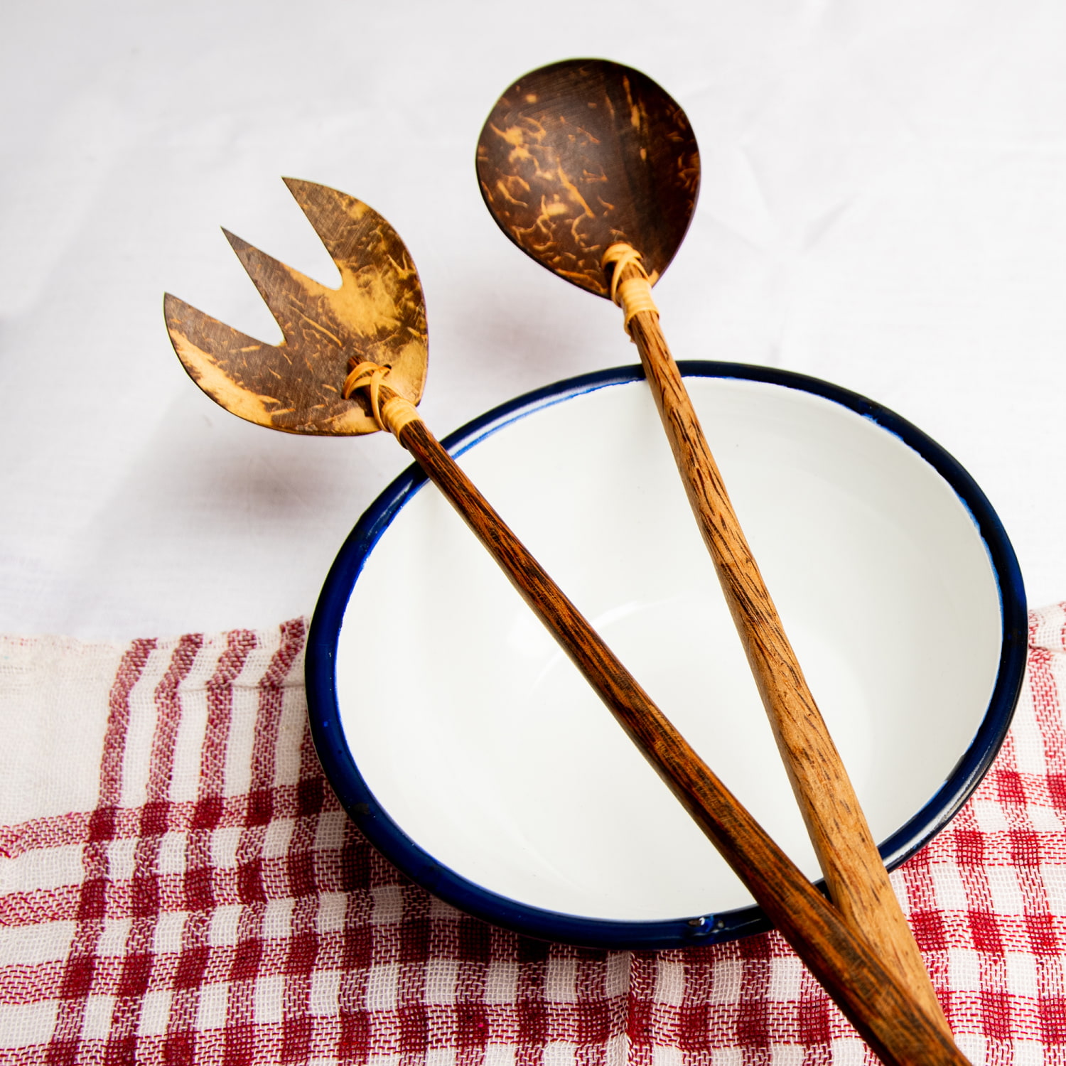 サラダの取り分けにも便利！ココナッツのスプーン・フォークセット