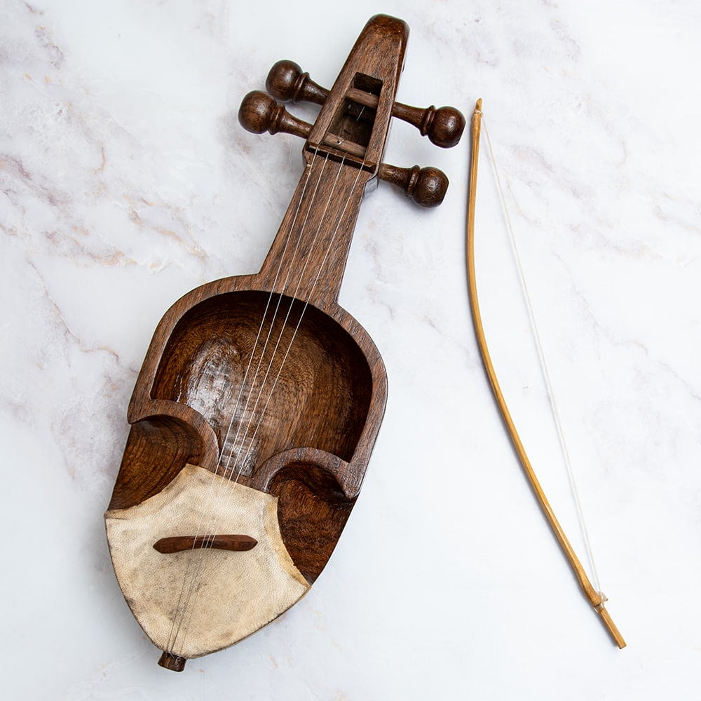 ネパールのサーランギ 伝統様式にもとづく コンサートクオリティ の