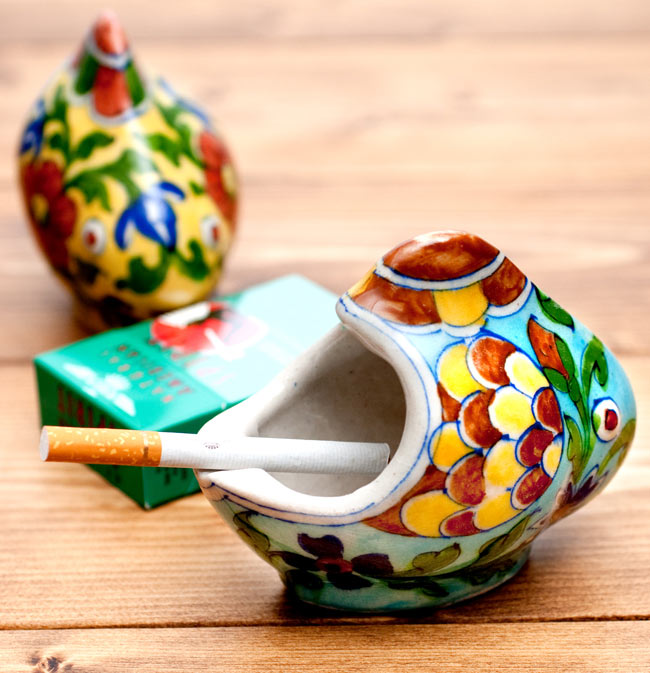 ブルーポッタリー ジャイプール陶器のお魚灰皿・小物入れ - 黄色 の