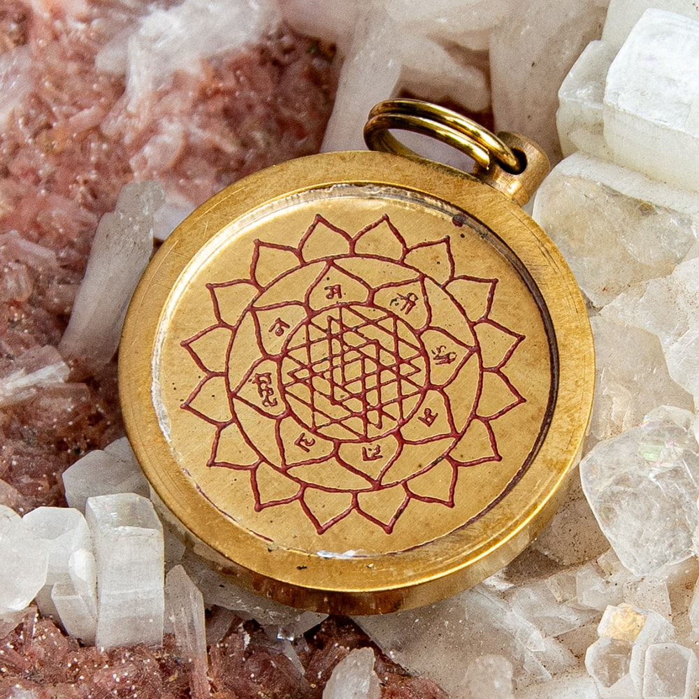 ロケット ペンダントトップ 開運 神様 インドの 幸運 お守り