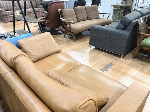 Thomasville(トーマスビル)3人掛けソファが買取入荷致しました