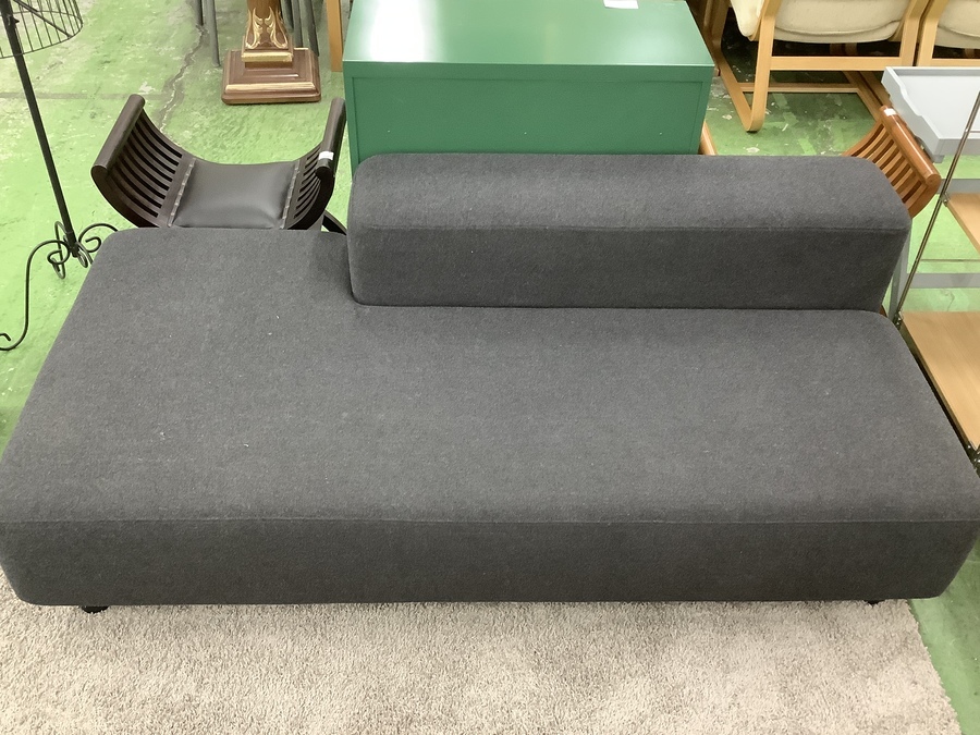 ゆったりくつろげる！無印良品のソファベンチを買取入荷しました