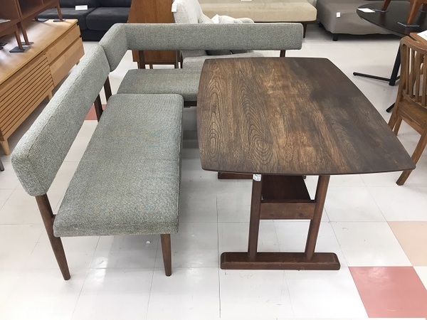 unico(ウニコ)のSUK(スーク) ベンチダイニングセット入荷しました