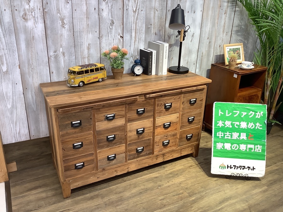 Knot antiques（ノットアンティークス）】杉古材使用の