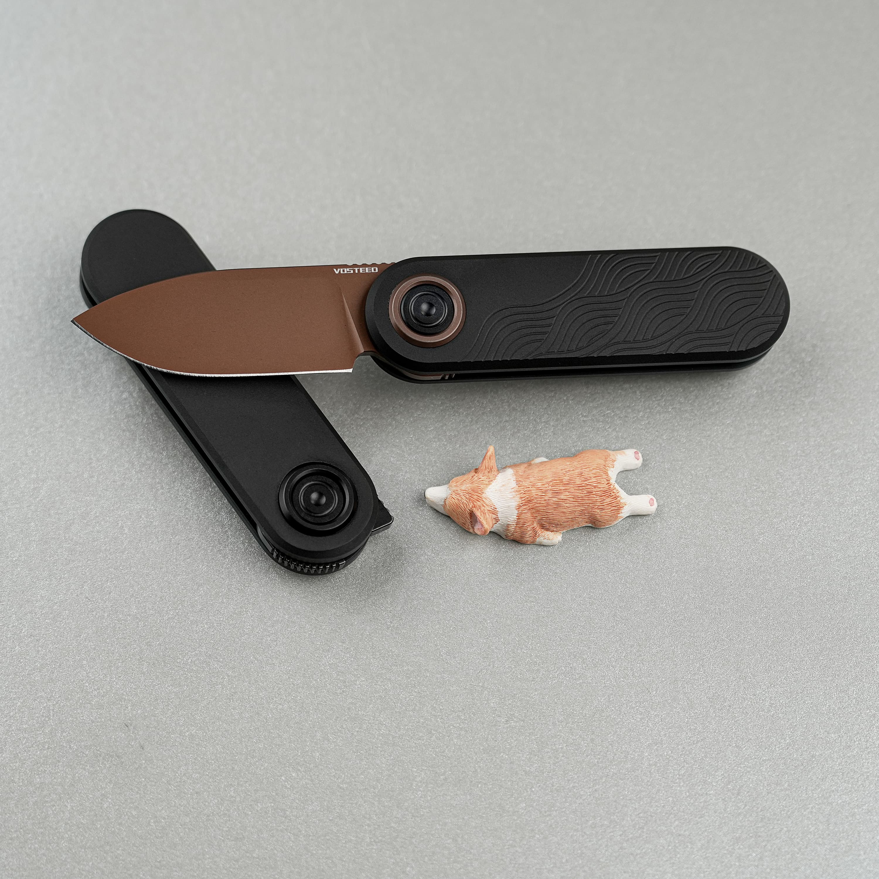 Corgi V - Pocket-Sized Innovation | Blue Vanchor Lock