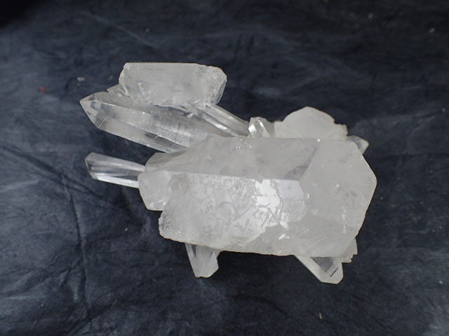 両錐水晶(Double Terminated Quartz) 中国四川省甘脂州 産 4月の