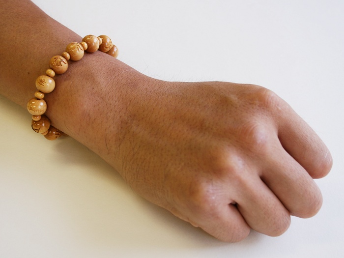 柘植十三佛梵字入ブレス お数珠の安田念珠店へ｜総本山御用達 安田念珠