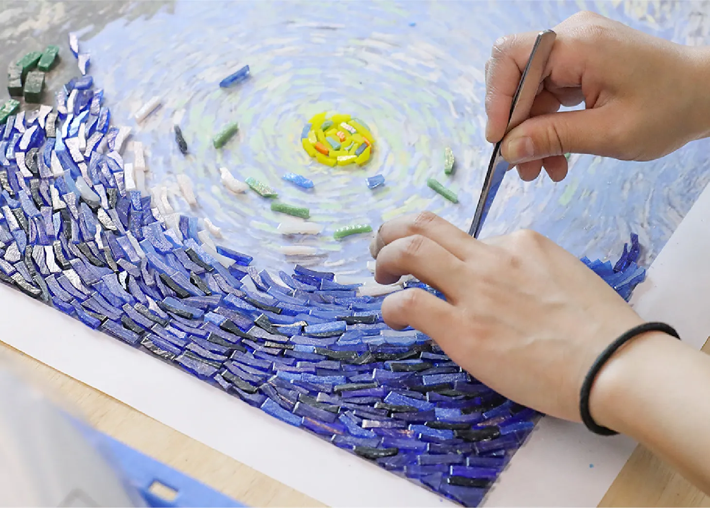 モザイクアート | 岐阜県多治見市のタイルメーカー【株式会社エクシィズ】