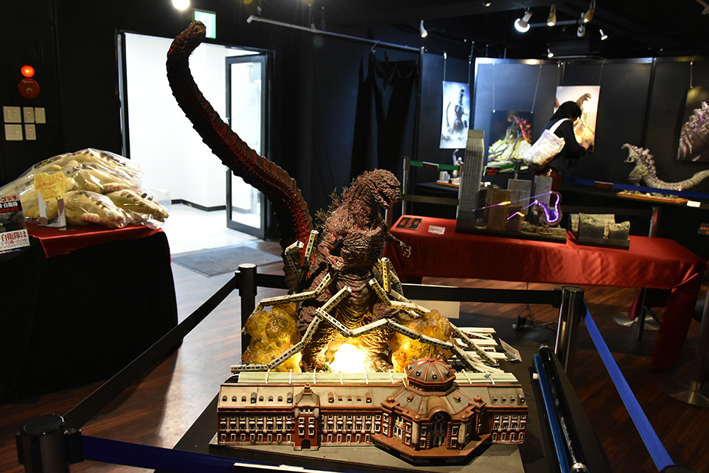 シン・ゴジラ造形作品集」発売記念ディオラマ展示会にお邪魔してきまし