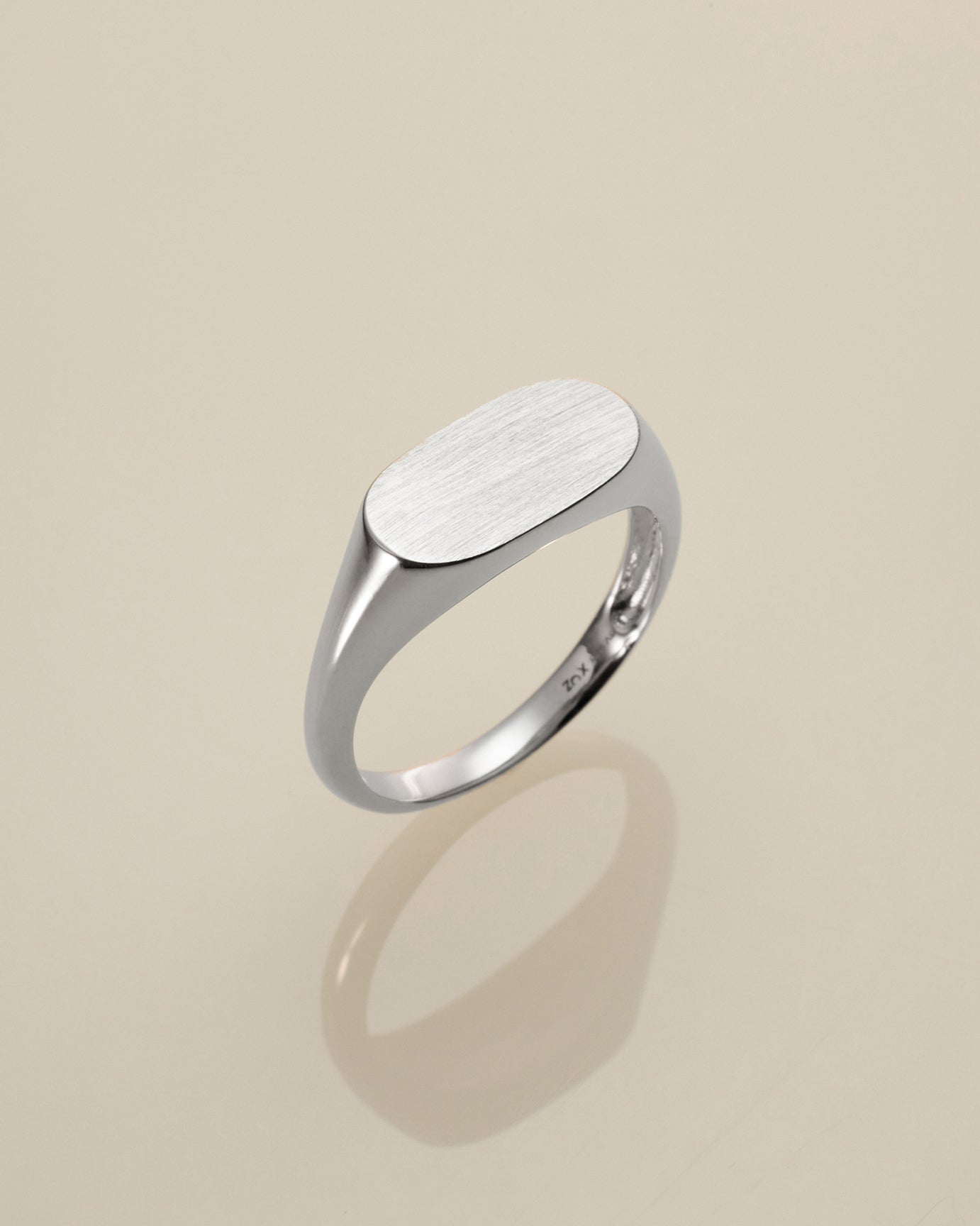 マット オーバル シグネットリング シルバー | XOZ シルバーリング