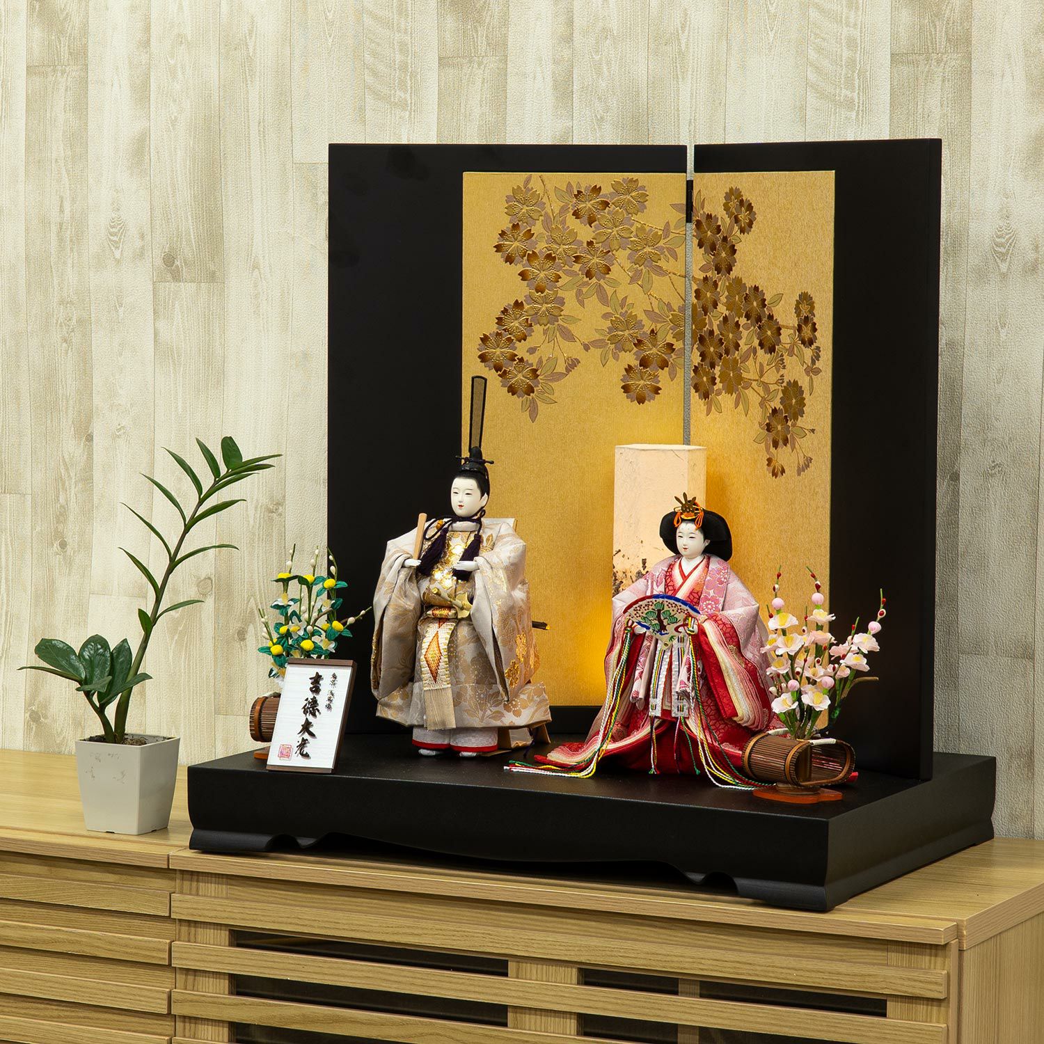 立姿雛 商品一覧 | 雛人形（ひな人形）・五月人形の吉徳 オンライン