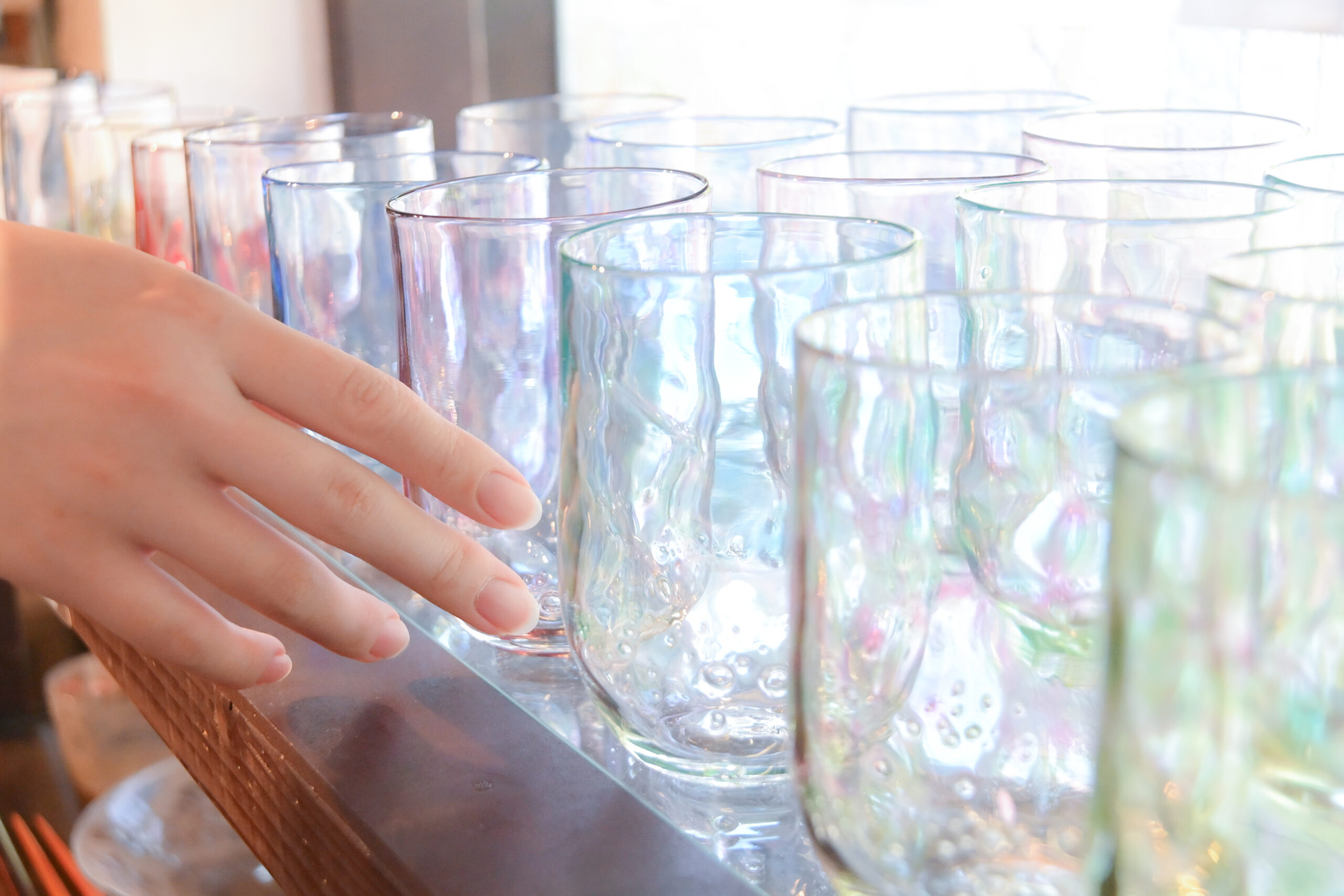 吹きガラス体験 | 加賀 伝統工芸村 ゆのくにの森