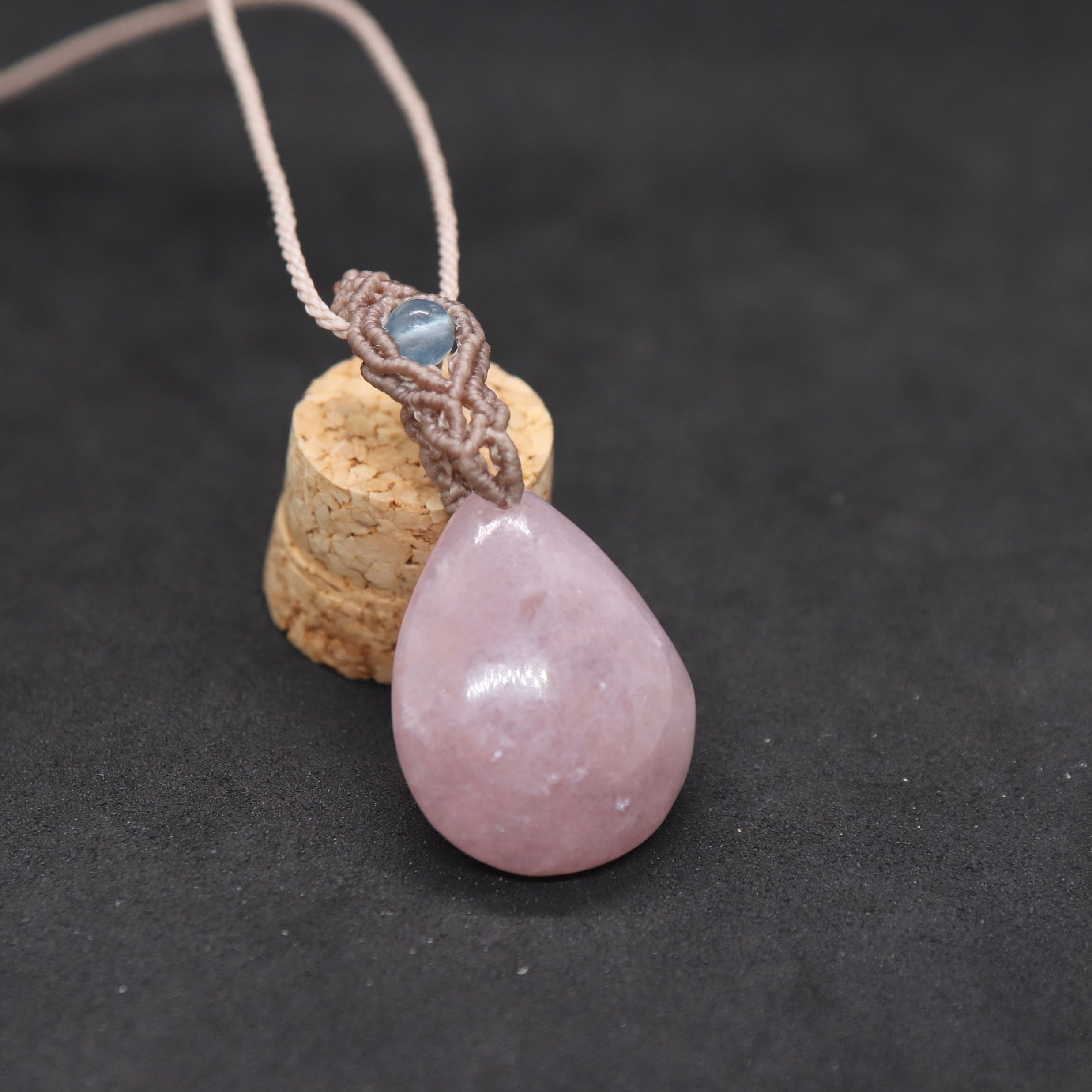 ピンクマイカマクラメネックレスpm10 – 天然石屋 優月堂