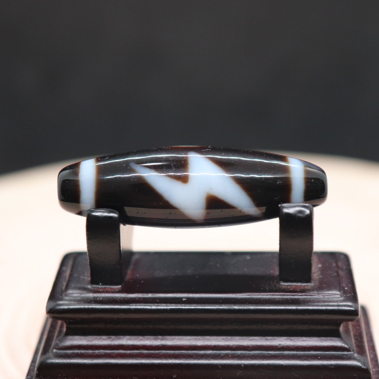 閃電五眼至純天珠37.7㎜ – 天然石屋 優月堂