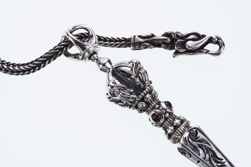 Bird Dorje Dagger: (Garnet)t｜Bird Dorje Dagger Pendant: (Garnet