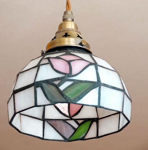 ステンドグラス・ペンダントランプ 7,480円 | 有限会社 安達建築
