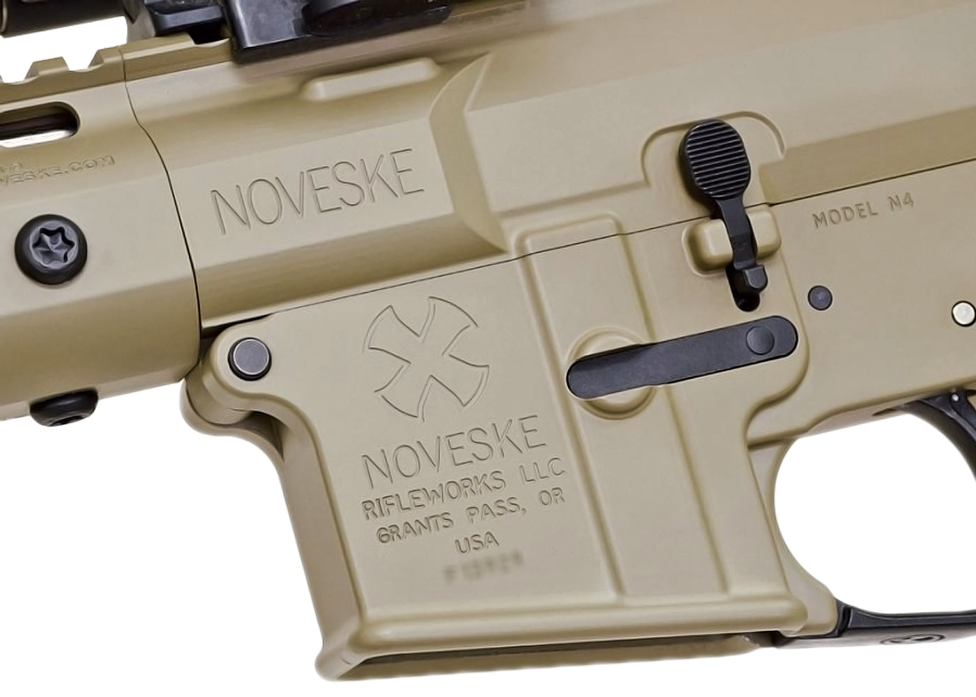 EMG Noveskeライセンス NSR 9インチレールM-LOK Gen3 N4 レシーバー