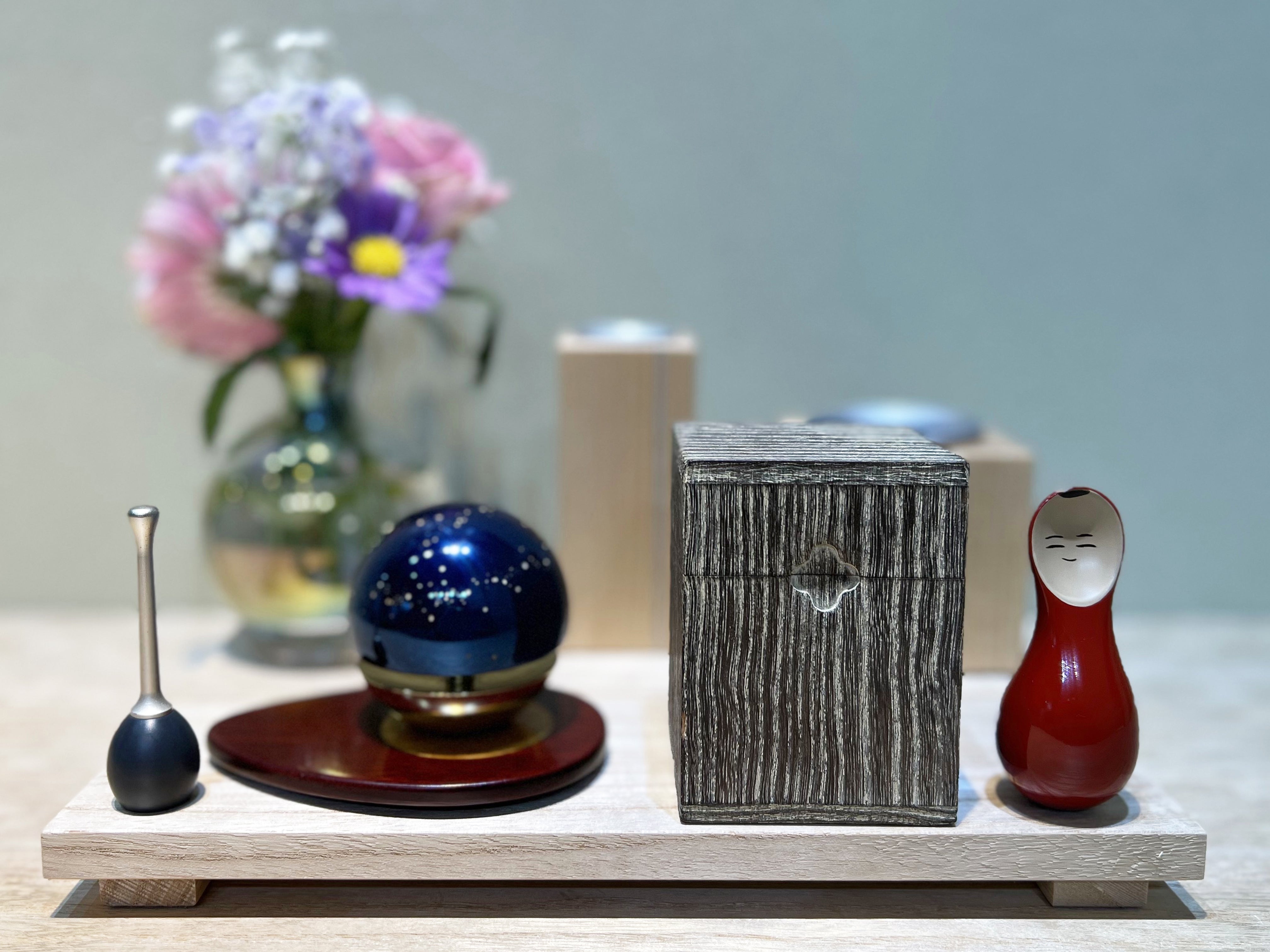 尊いをおさめる会津桐 小骨壷「Hanakomon」 時代仕上げ – AIZU361