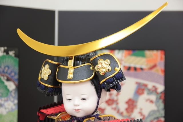 お子様が伊達政宗の五月人形に！職人のオーダーメイド大将飾り | 岡崎