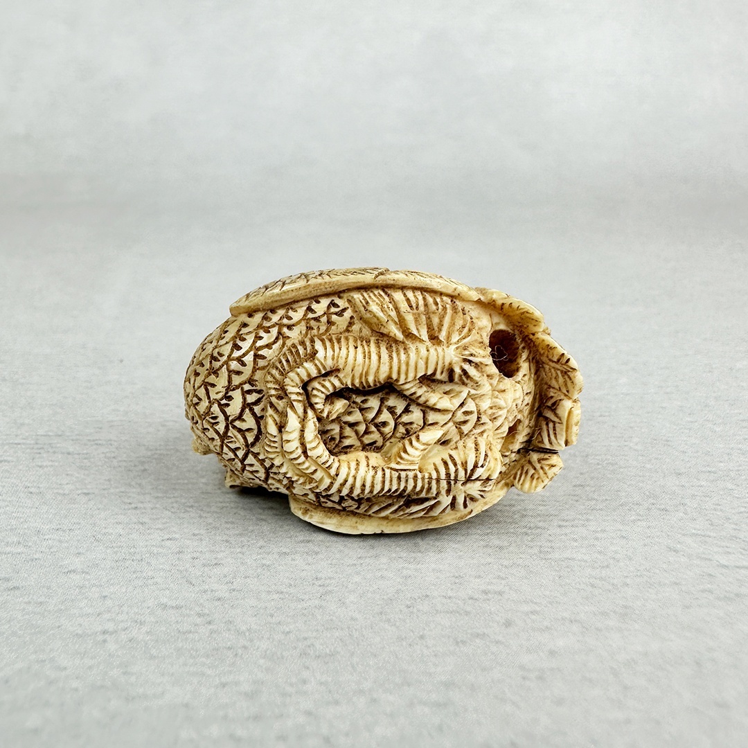 古美術 雨蛙象牙 根付 鶏