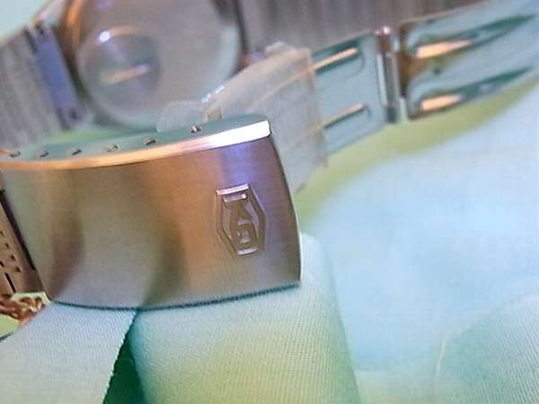 セイコー 極美品アンティークのキングクォーツ 未使用品 デッド