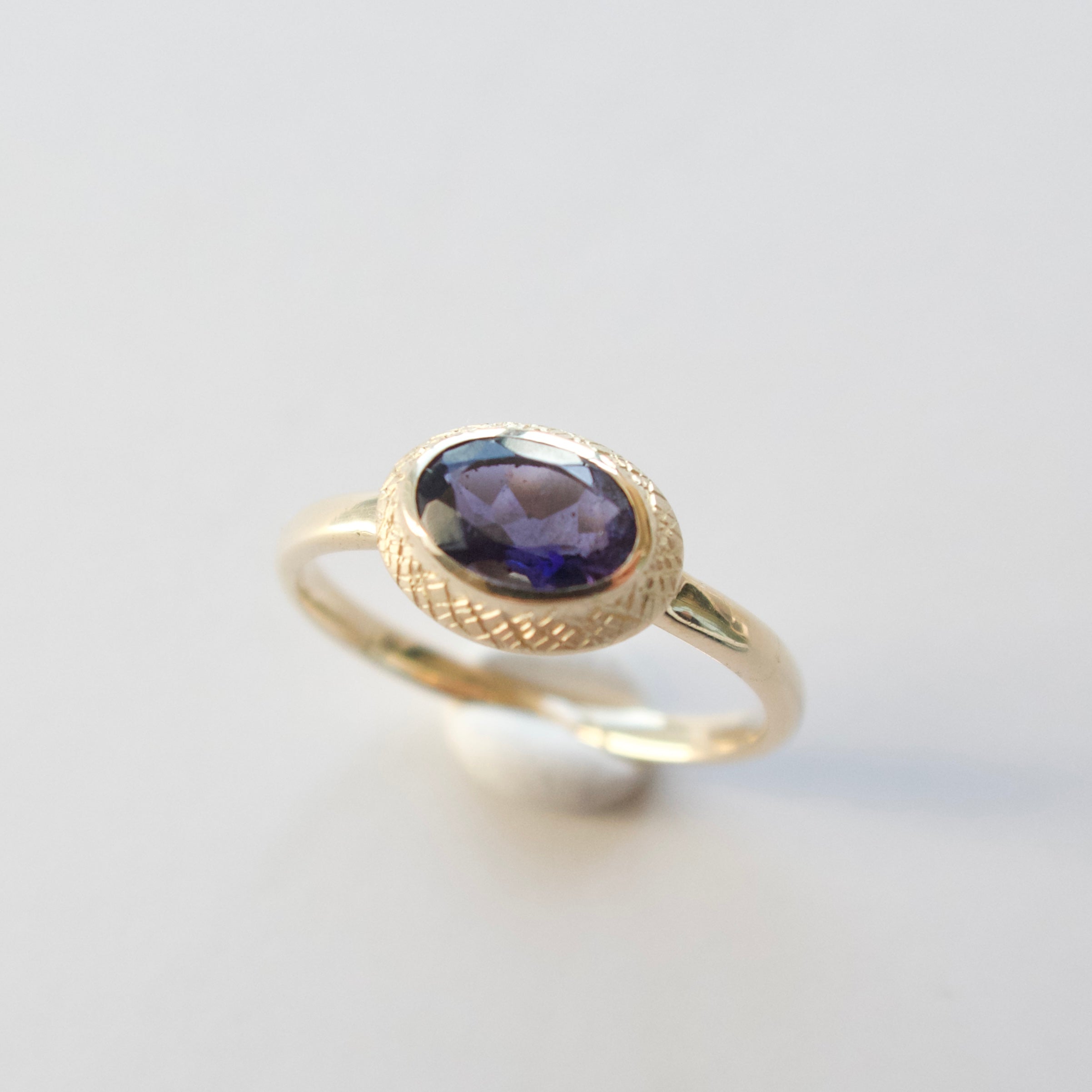 アイオライトサンストーン｜Iolite Sunstone》【夜空の石】天然石