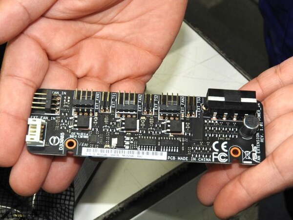 ASCII.jp：ASUS製マザー使いなら注目のファン増設用オプション基板