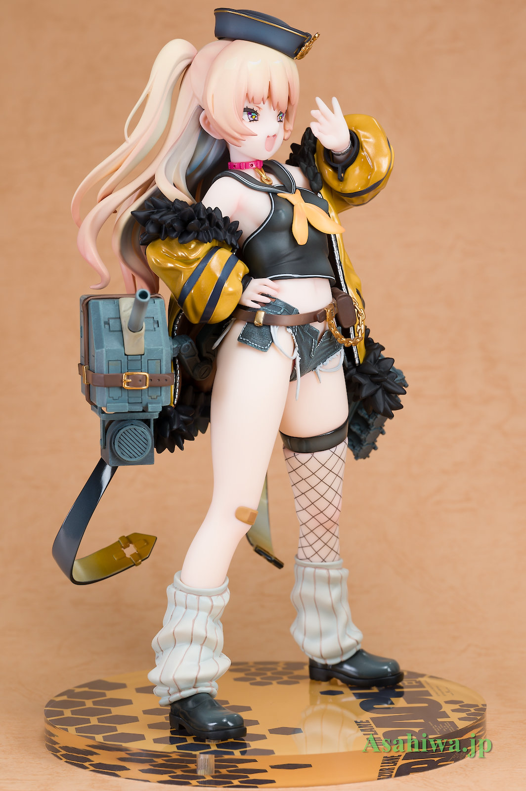 ミメヨイ バッチ アズールレーン よつばとフィギュアレビュー