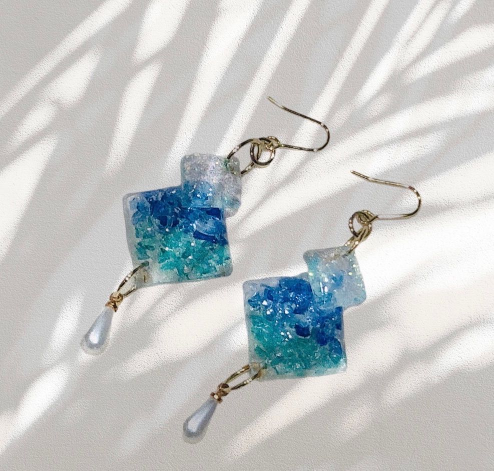 琉球ガラスと海とパール レジン アクセサリー ピアス パール - メルカリ