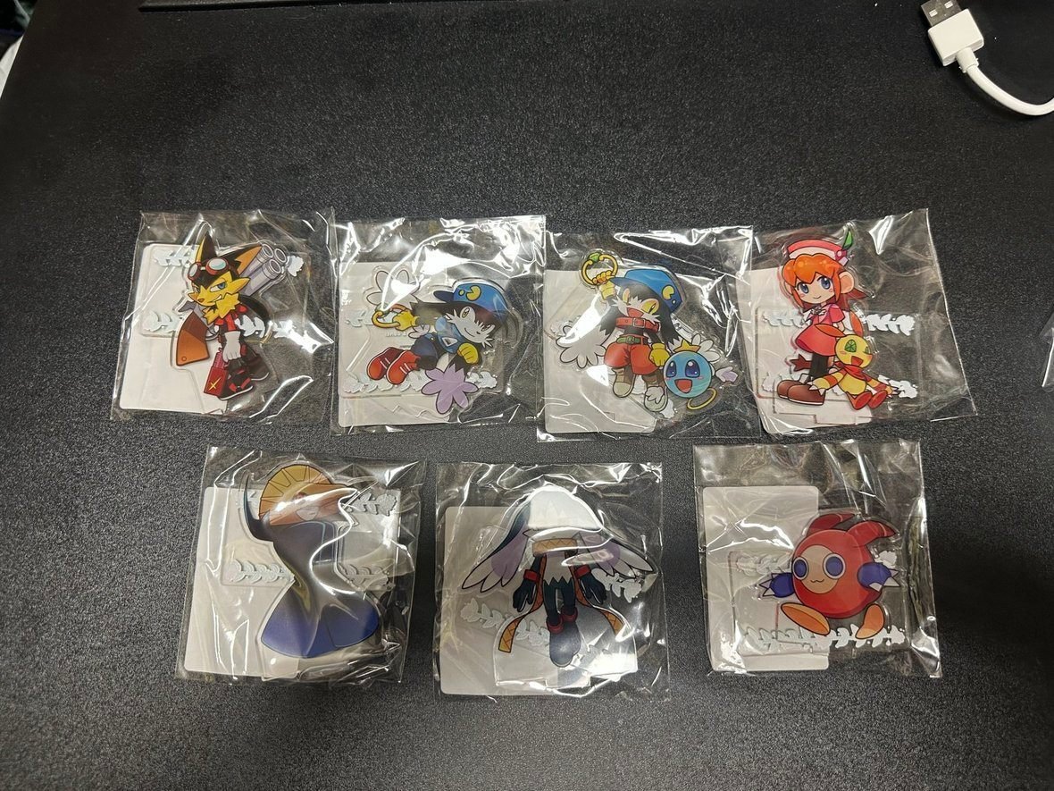 風のクロノアスクラッチを開封する男｜DJ名ミテイ