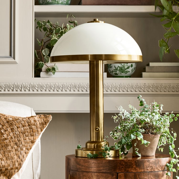 Santa Monica Regency Kitchen | Williams Sonoma