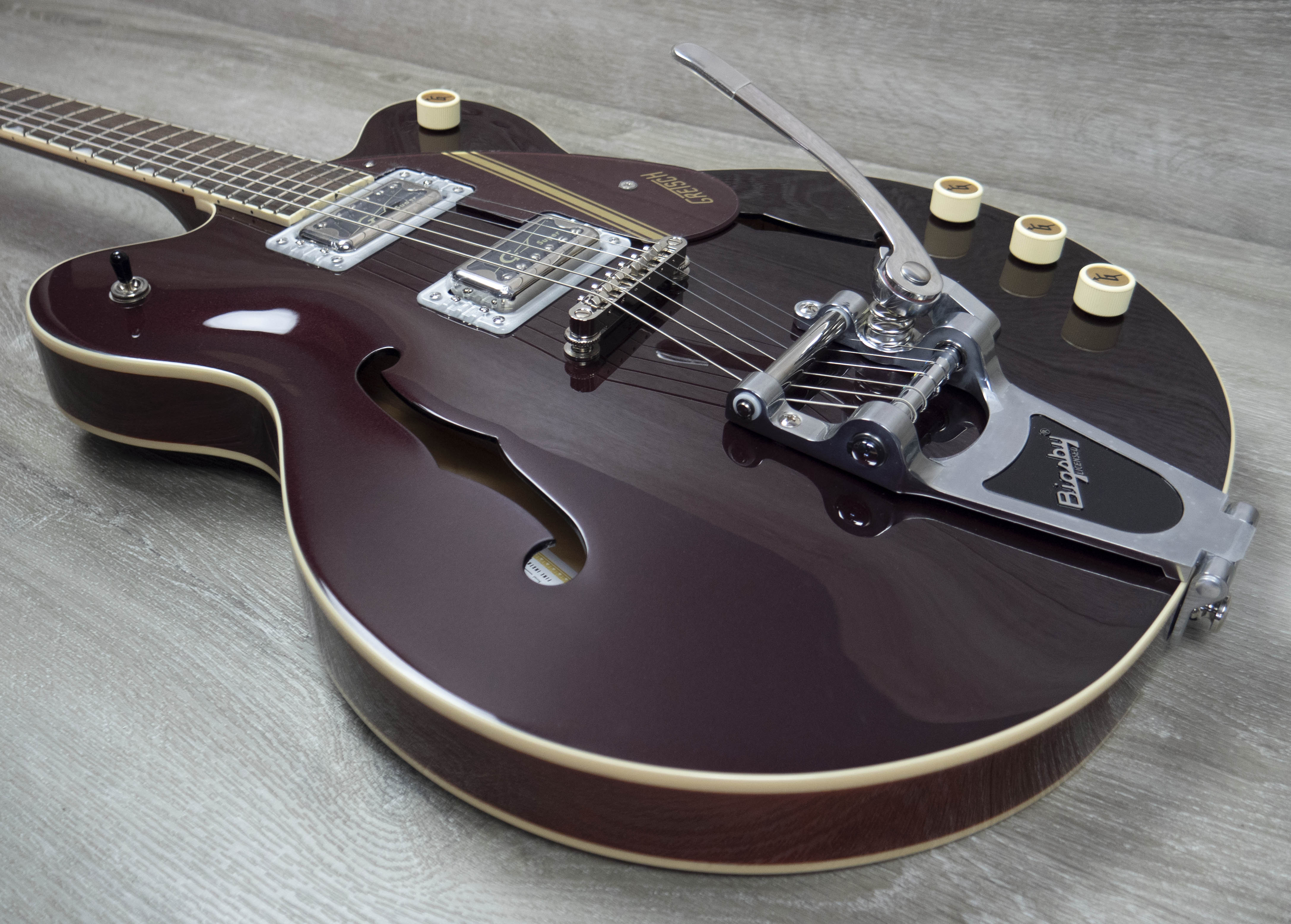 Gretsch G2604T Limited Edition Streamliner Rally II Center Block