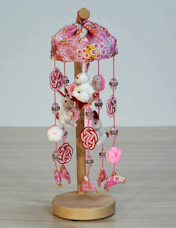 つるし雛 極小うさぎ吊るし飾り ピンク 高さ 25cm | ワンランク上の