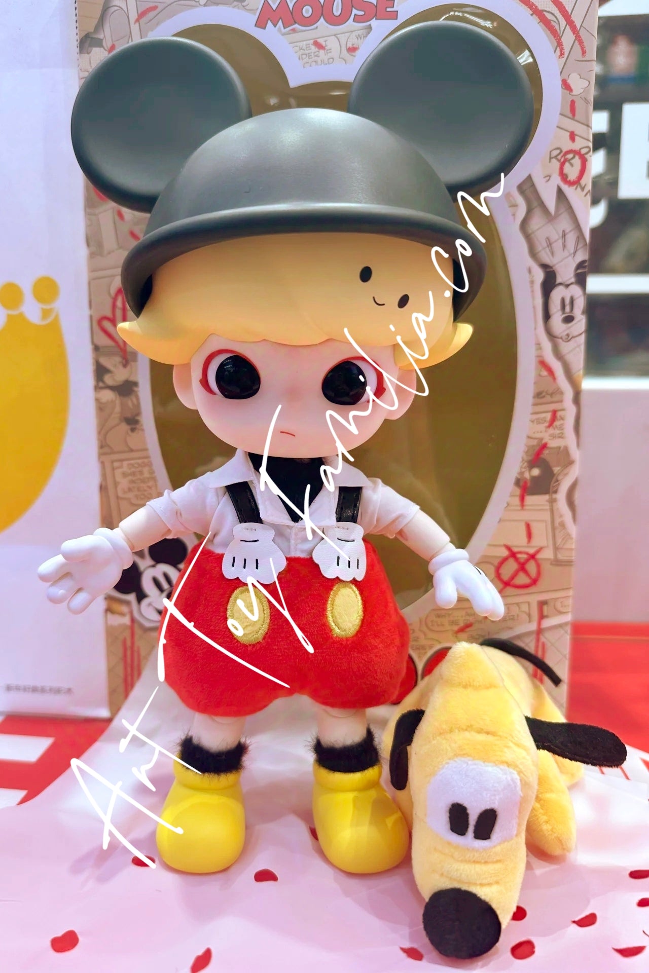 Dimoo Mickey 1/8 Action Figure | POP MART – Art Toy Familia