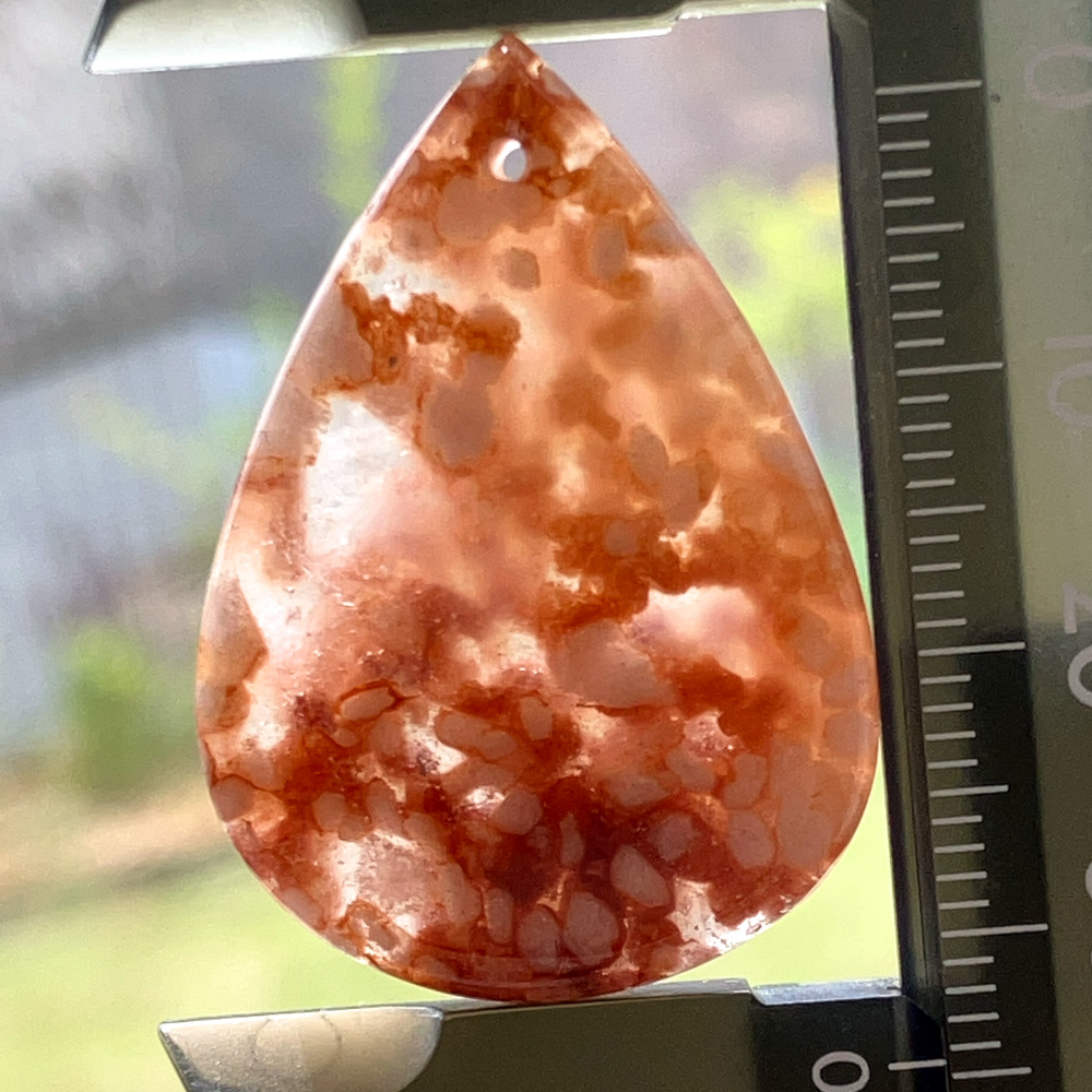 穴あき桜瑪瑙[292] 35x25mm 42Cts / 天然石ルース | Attic Natura