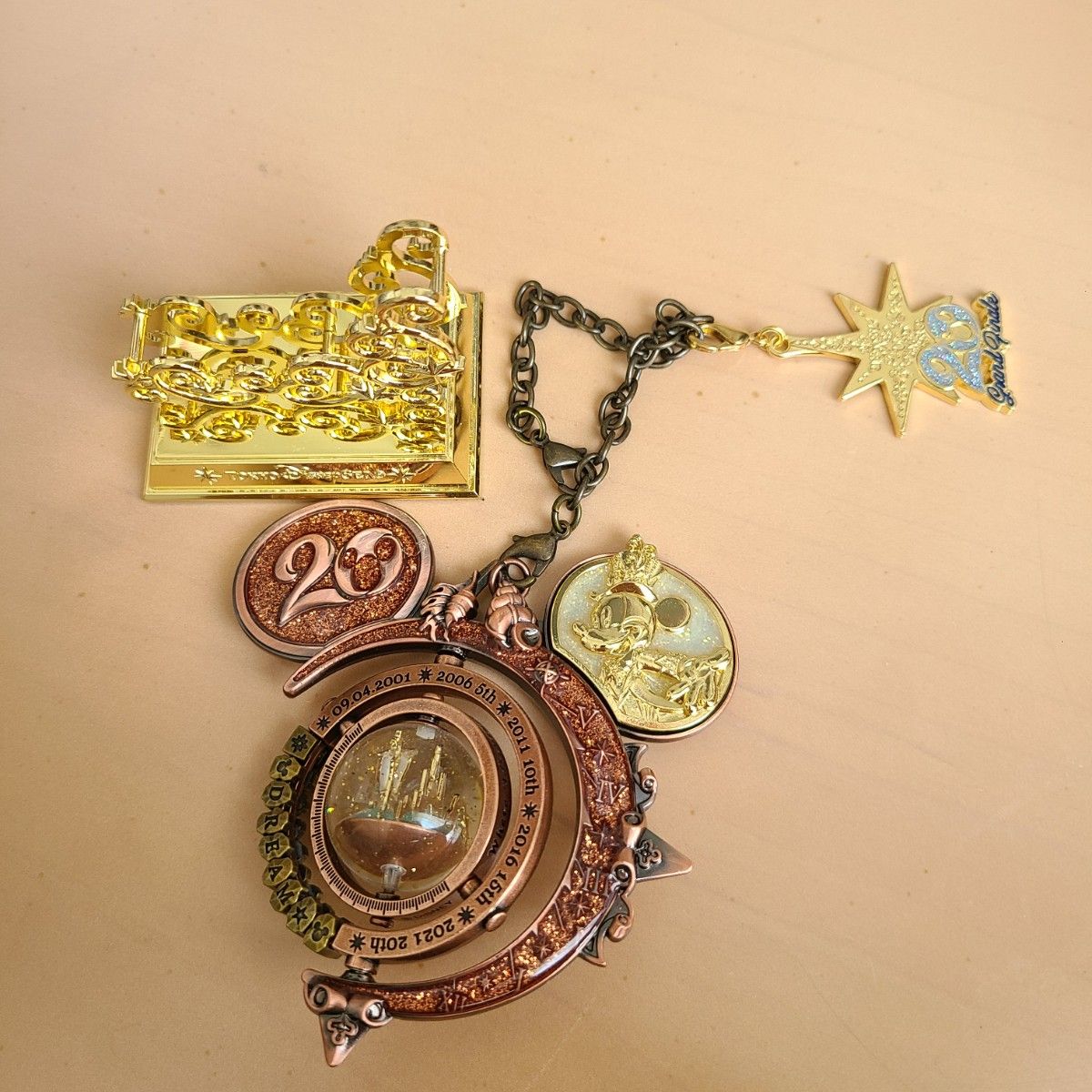 ディズニーシー20周年クリスタルスフィア ルミナスサン グランド