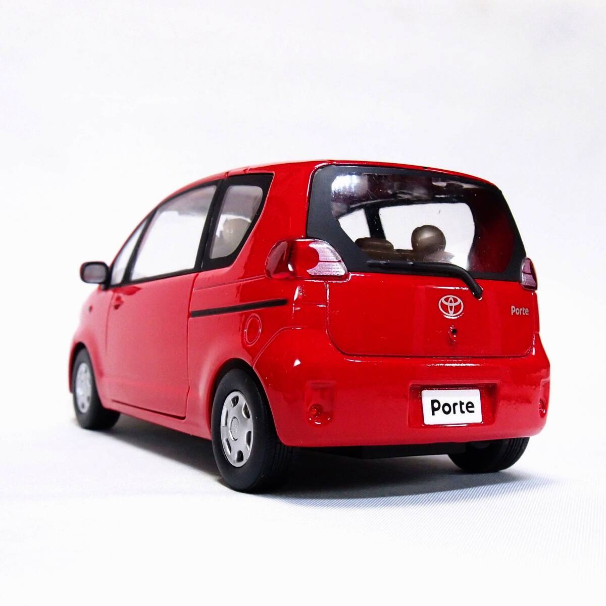 トヨタ ポルテ 初代 送料無料 非売品 金属製 カラーサンプル