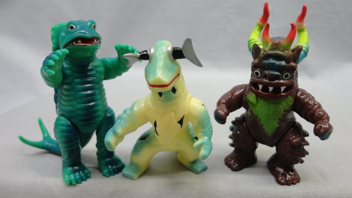 Yahoo!オークション - ブルマァク魂3 全6種セット ジャミラ エレキング