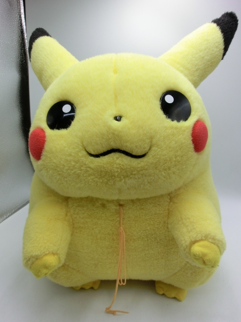 Yahoo!オークション -「ピカチュウ ぬいぐるみ 等身大」(おもちゃ