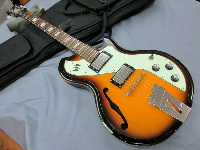 Italia Guitars Mondial Deluxe 2Tone Sunburst #2 – 神戸ギター
