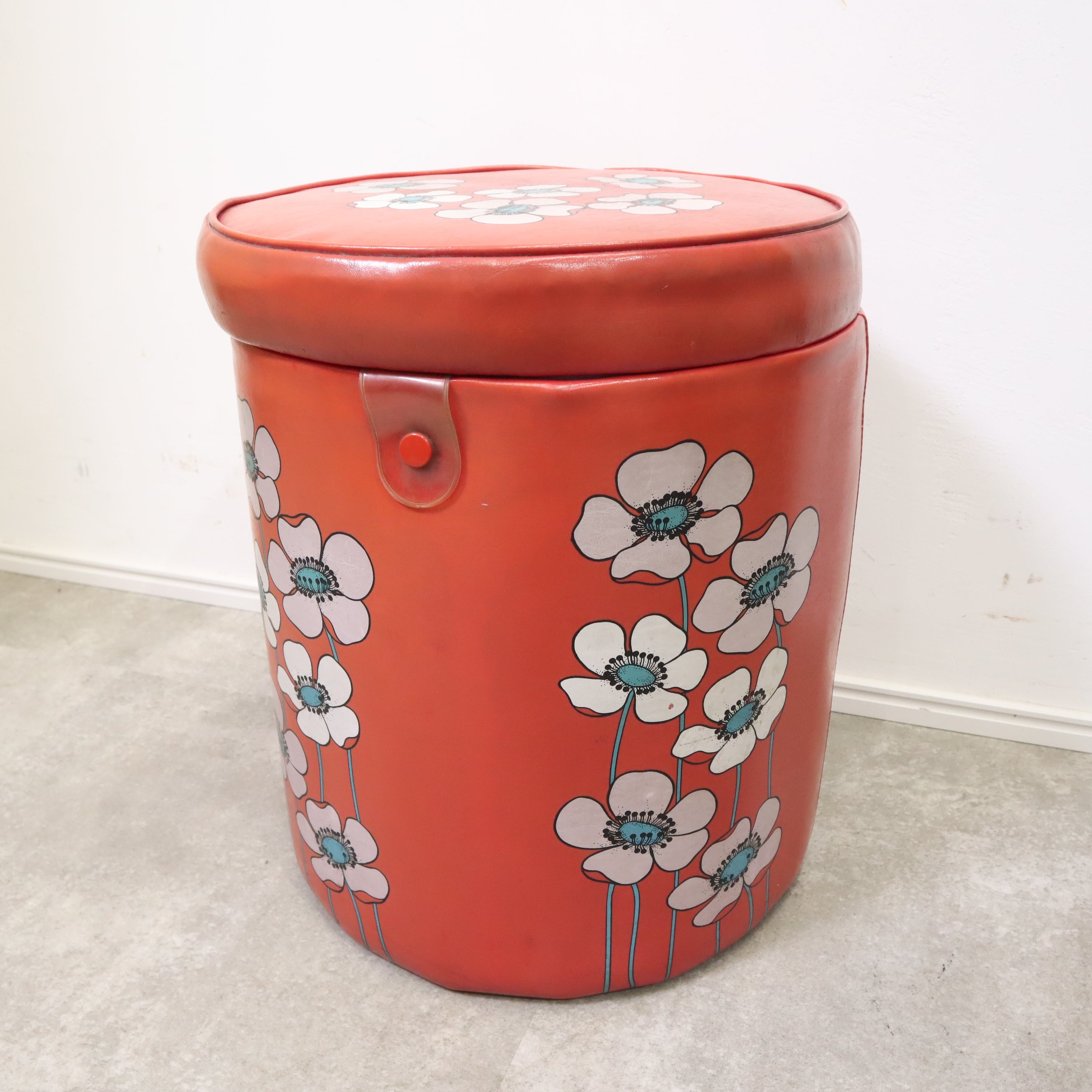 ヤング・バンビー 昭和レトロポップ 花柄 小物収納ケース付き スツール