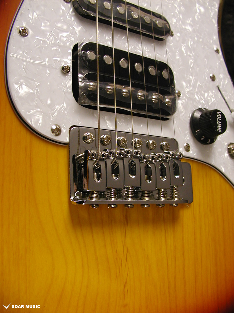 GS-mini 3TS (Bacchus / バッカス) エレキギター ストラトタイプ