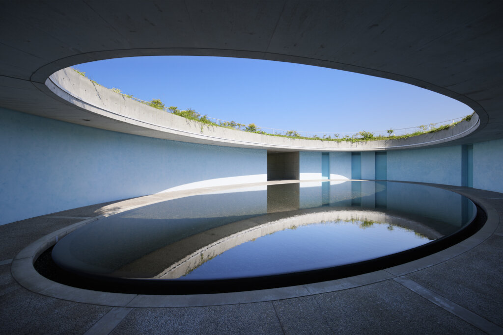 Oval | Benesse House | Stay | Benesse Art Site Naoshima