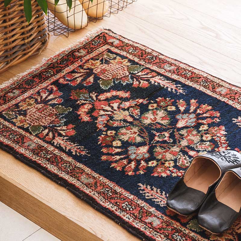 トライバルラグ [シラーズ] イラン産 / 1980年代 / OR664 | ボー