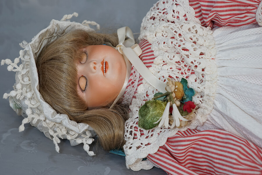 スリーピングアイ｜コレクション｜ベベタビト人形館